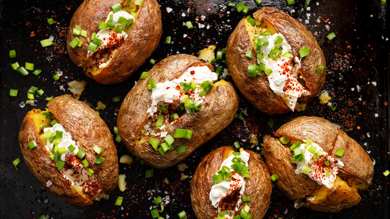 Small Cooking Mistakes That Can Ruin An Otherwise Great Baked Potato
